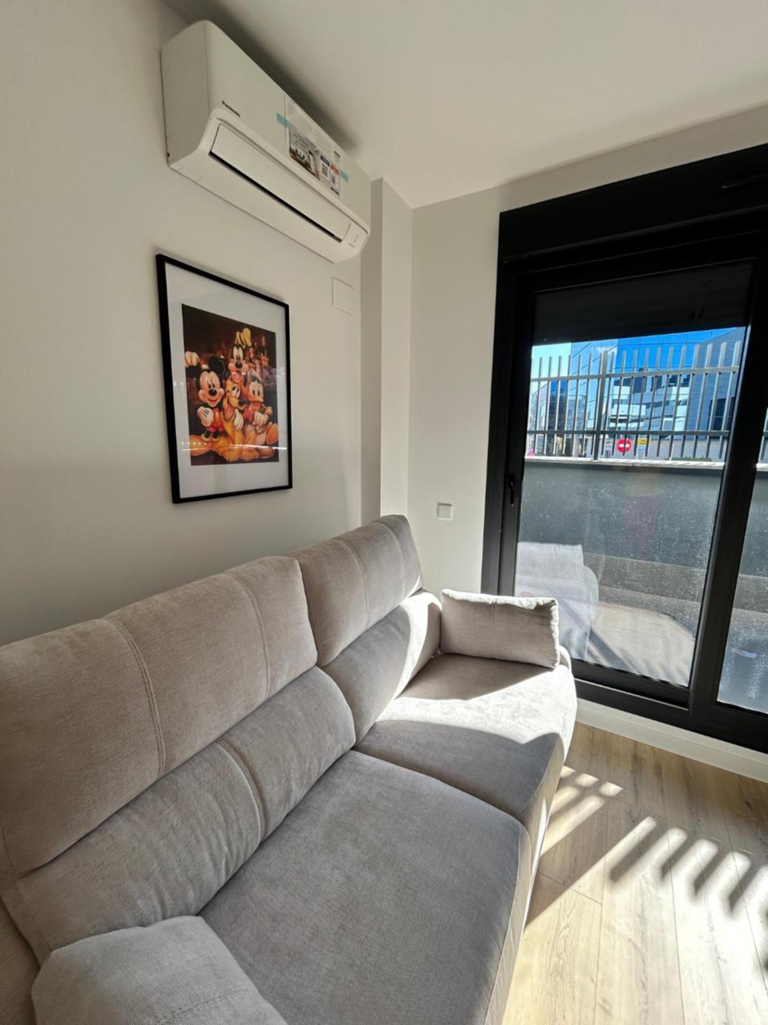 Estudios Homer Y Disney Con Piscina Olimpica Climatizada, Exterior,Gimnasio, Coworking, Netflix Y Wifi Gratis San Sebastián de los Reyes Eksteriør billede