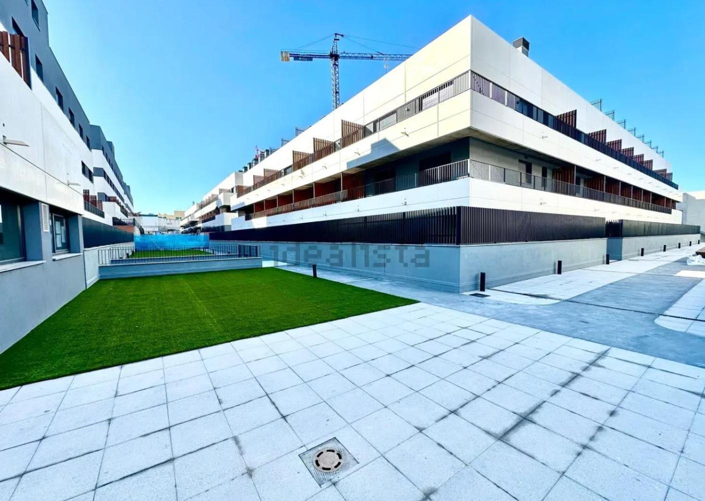 Estudios Homer Y Disney Con Piscina Climatizada, Piscina Exterior,Gimnasio, Coworking, Padel,Netflix Y Wifi Gratis San Sebastián de los Reyes Eksteriør billede